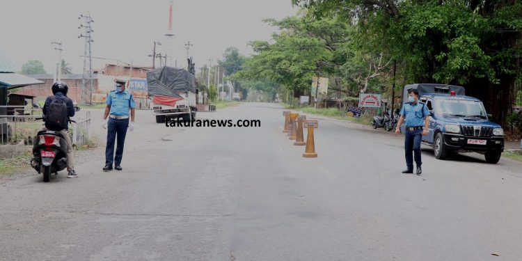 चौतर्फी नाका बन्द हुँदा यस्तो देखियो धरान (फोटोफिचर)