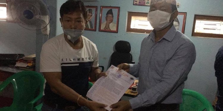 काँग्रेस खेलकुद क्षेत्र समन्वय समितिद्वारा धरानका मेयरलाई ज्ञापन पत्र