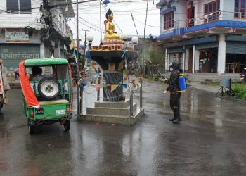 हिपहप नेपालद्धारा तरहराका विभिन्न स्थानमा सेनिटाइज