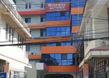 विराट नर्सिङको दुई तलामाथिबाट एक व्यक्तिले हाम फाल्दा मृत्यु