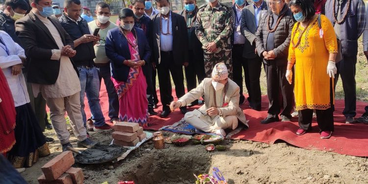 इटहरीमा १५ शैय्याको अस्पताल मुख्यमन्त्री राईद्धारा शिलान्यास