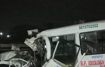 बिरामी बोकेको एम्बुलेन्स दुर्घटना हुँदा एकजनाको मृत्यु