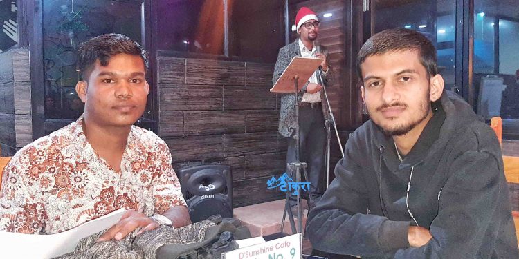 इटहरीमा विकेश र किरणका कविता