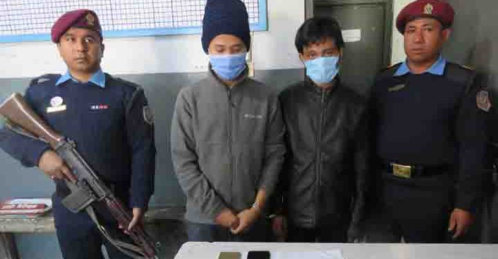 लागूऔषध खानतलासी गर्दा धरानबाट दुई थान पेस्तोलसहित दुईजना पक्राउ
