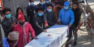 वैदेशिक रोजगारीको कहालीलाग्दो कथा : इटहरीका एक व्यक्ति सहित १९ जनाको शव काठमाडौँ आइपुग्यो