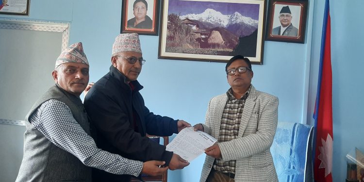 काव्यवाटिकाको अस्तित्व मास्न नहुने बताउँदै मेयरलाई ध्यानाकर्षण पत्र