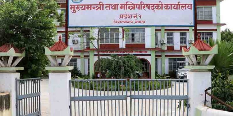 प्रदेश १ सरकारको तीन वर्ष : ९२ करोडका गाडी किनिए, विकास योजना छैन