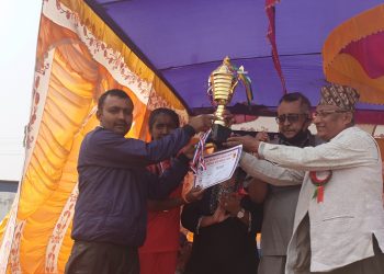 वडाअध्यक्ष अन्तर कलेज भलिबलको उपाधी तरहराको नमुना एकेडेमी र पूर्वाञ्चललाई
