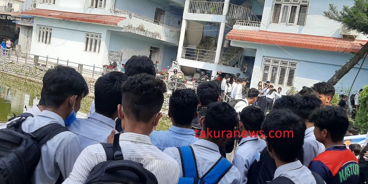 मानसिक यातना दिएर विद्यार्थीसँग शुल्क असुल्दै इटहरीका निजी कलेज