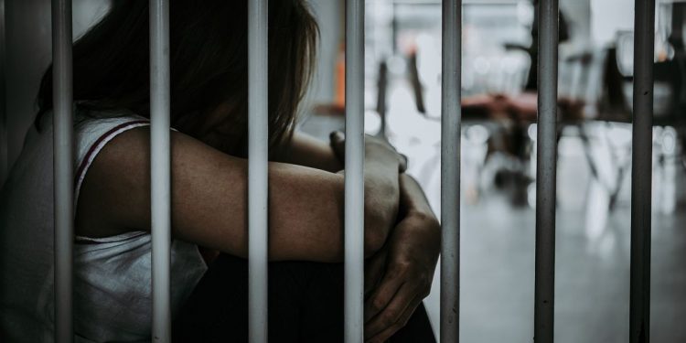 बलात्कारको झुटो आरोप लगाउने महिलालाई तीन वर्ष कैद