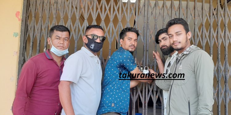शहीद स्कुल अनियमितता प्रकरण : आन्दोलन उत्कर्षमा, विद्यालयमा तालाबन्दी