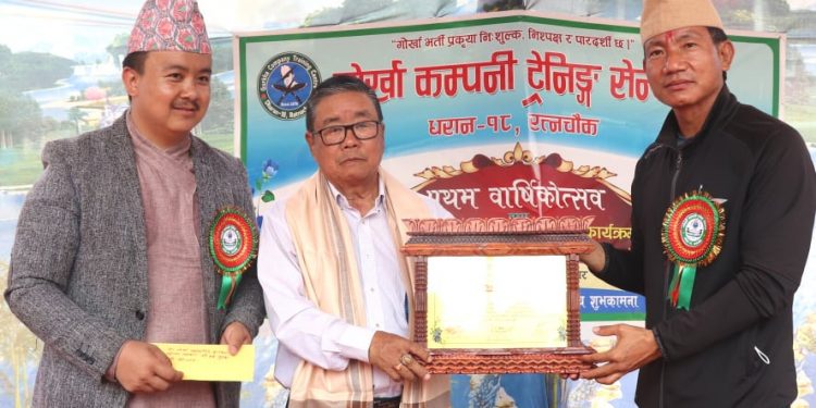 अग्रज पत्रकार हर्ष सुब्बासहित तीन पत्रकार सम्मानित