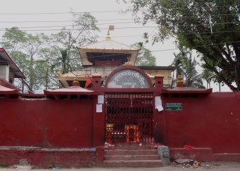 कोरोना कहर : धरानका मन्दिरहरु बन्द, व्यवसायी चिन्तित