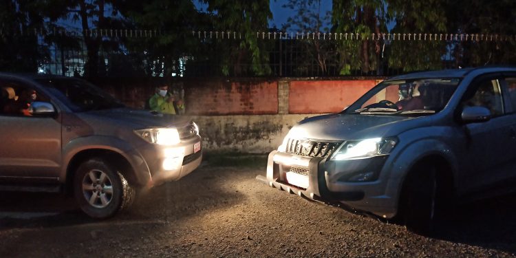 विराटनगरका मेयरले आफू चढ्ने गाडी एम्बुलेन्सको रुपमा प्रयोग गर्न दिए