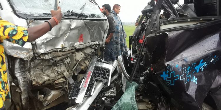 सुनसरीको भण्टाबारीमा भयानक दुर्घटना, तीनजनाको मृत्यु (नामावलीसहित)