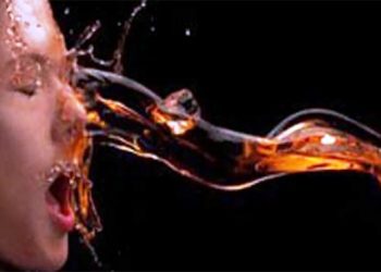 बराहक्षेत्रमा श्रीमतीलाई प्रहार गर्न खोजेको एसिड छिमेकीमाथि लागेपछि…