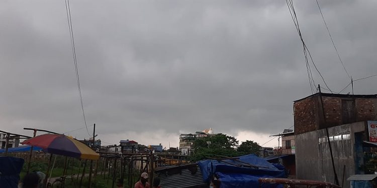 इटहरीमा भीषण वर्षा, आज प्रदेश १ सहित यी स्थानमा भारी वर्षा हुने