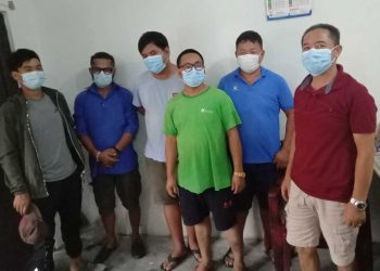 कोरोनाका कारण सिल गरिएको दमकको एक होटलमा तास खेलिरहेका ६ जना नगदसहित पक्राउ