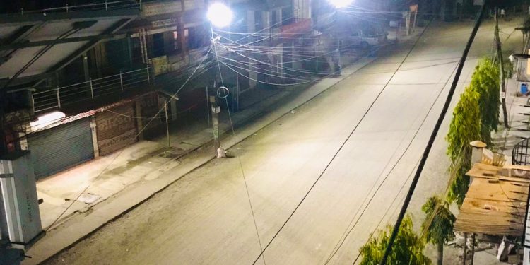 झिलिमिली तरहरा बजार, बजार क्षेत्रमा ‘सेन्सर’ बत्ती जडान (तस्वीरहरूसहित)