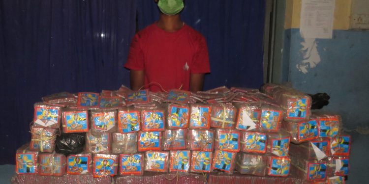 इटहरीमा बिष्फोटक पदार्थसहित एक पक्राउ