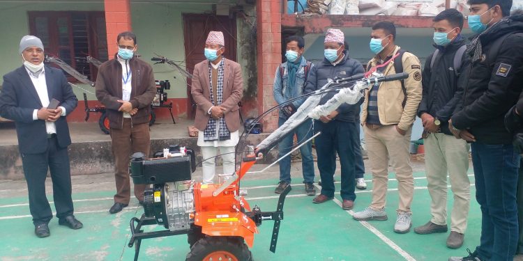 धरानका कृषकलाई पावर ट्रिलर प्रदान