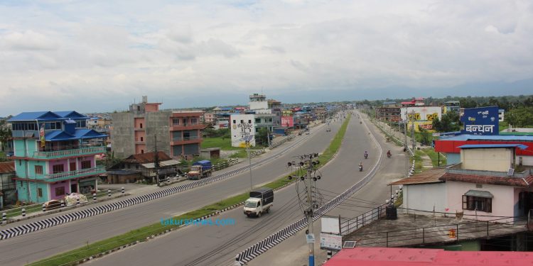 ६ लेन सडक : तरहरादेखि रानीसम्म एक महिनाभित्र सम्पन्न हुने तयारी अनुसार काम तीब्र