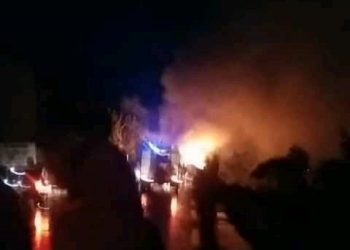 सुनसरीको लौकहीमा भयानक दुर्घटना, ट्रक र बस एकआपसमा ठोक्किँदा चालकसहित तीनजनाको मृत्यु, दुई दर्जन बढी घाइते