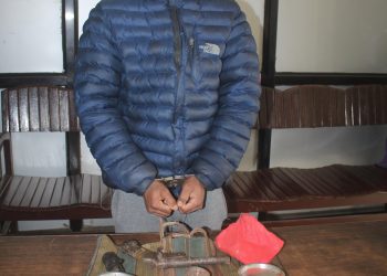 कटुवा पेस्तोल सहित पक्राउ