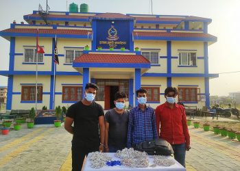 चाँदीको गरगहना लुटपाटमा संग्लग्न इटहरीका बालद सहित अन्य ३ जना पक्राउ