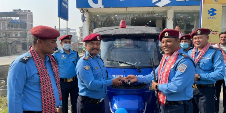 इटहरी प्रहरीलाई बिद्युतीय अटो हस्तान्तरण