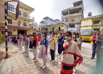 संस्कृतिको जगेर्ना गर्न इटहरीको मोर्डन प्रिपेरेटरी विद्यालयमा नयाँ अभ्यास