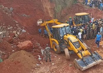 पाँचथरमा घर शिलान्यास गर्दैगर्दा पहिरो खसेर मृत्यु