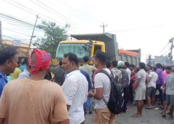सुनसरीको दुहबीमा टिपरको ठक्करबाट एक महिलाको मृत्यु