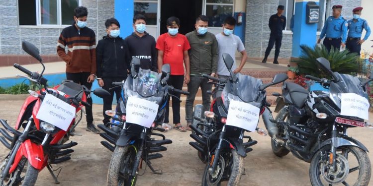 भोजपुरमा मोटरसाइकल चोरीमा संलग्न ६ जना पक्राउ