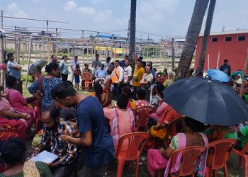 इटहरीका सडक व्यापारी आन्दोलित, भन्छन् –‘सरकारले घाँटी न्याक्ने काम ग¥यो’ (भिडियोसहित)