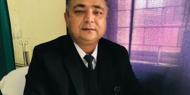 वीपी प्रतिष्ठानको सहायक डीनमा तरहरा निवासी डा. धनकेशर खड्का नियुक्त