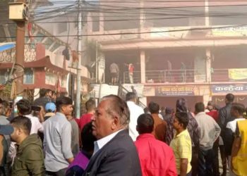 बिर्तामोडमा रहेको प्रसाईँ सुपर मार्केटमा आगलागी, क्षतिको विवरण आउन बाकी