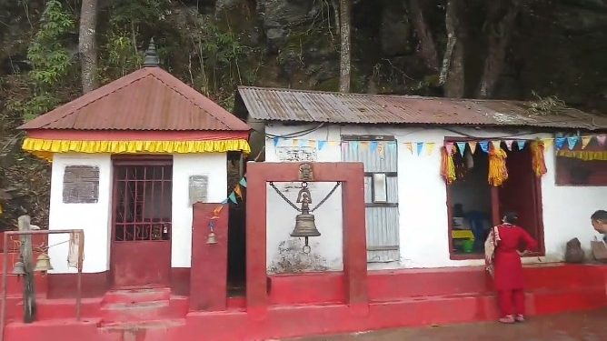 सोचेको मनकामना पूरा गरिदिने भोजपुरको ऐतिहासिक तथा धार्मिक सिद्धकाली मन्दिर