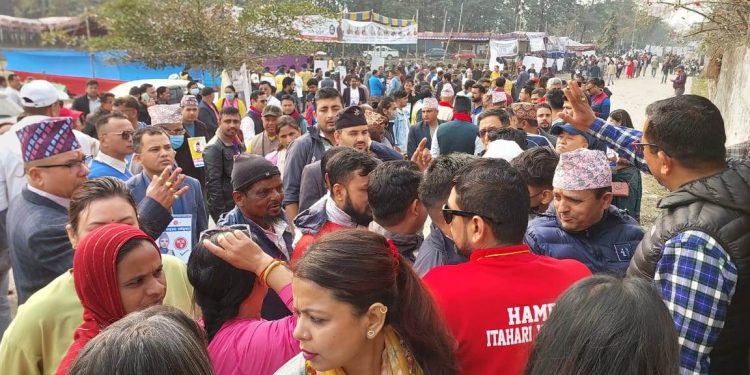 उवासंघ इटहरी निर्वाचन : मतदान सुरु