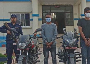 सुनसरीमा चोरीको मोटरसाइकलसहित दुई पक्राउ