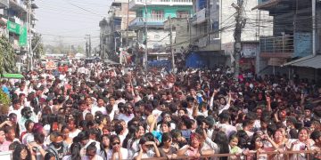 होलीमा नाच्यो तरहरा (फोटो फिचर)