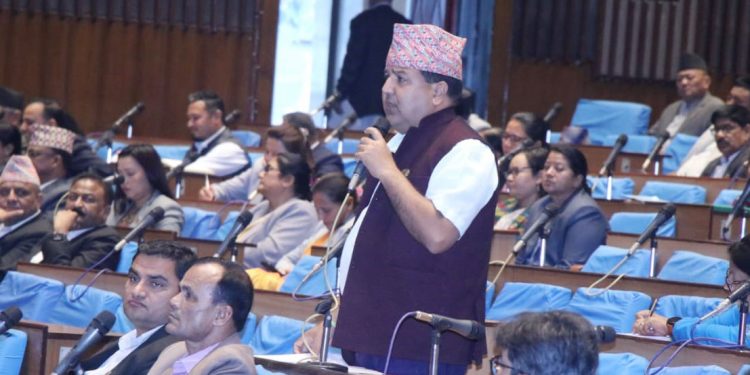 इनरुवा–काँकडभिट्टा रेलवे बनाउँन रोकिएको जग्गाको तत्काल मुआब्जा दिइयोस् : सांसद शर्मा