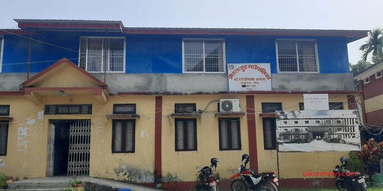 असोजमै लाग्नुपर्ने ठेक्का जेष्ठ तेस्रो सातासम्म पनि सम्झौता भएन, पाँच करोड गुमाउँदै मिक्लाजुङ गाउँपालिका
