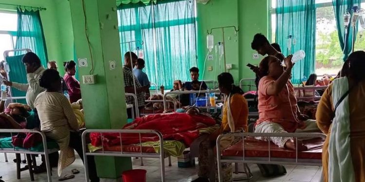 झापामा न्वारानको भोज खाएका २७ जना बिरामी