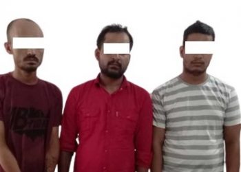 अवैध औषधिसहित तीन पक्राउ