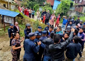 खोटाङमा कोसी प्रदेशका मन्त्रीमाथि दुर्व्यवहार