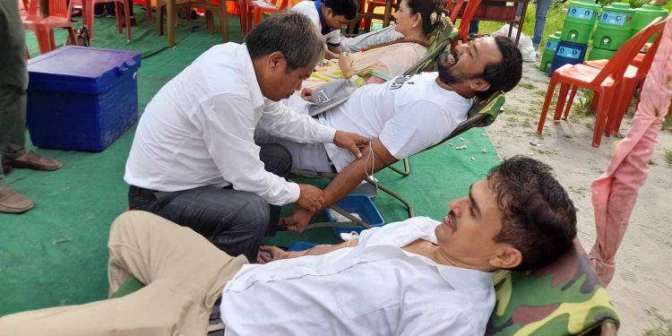 बेलबारी उवासंघको आयोजनामा भएको रक्तदानमा ७५ पिन्ट रगत संकलन