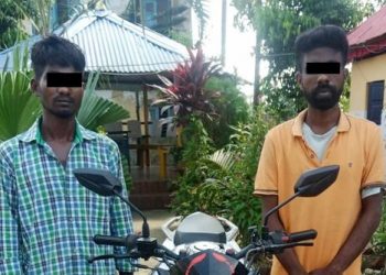 चोरीको मोटरसाइकलसहित दुई पक्राउ