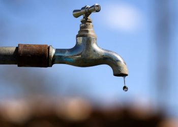 खोटाङ : लिफ्टिङ खानेपानी आयोजना बन्द हुँदा तीन महिनादेखि कालापानीवासी समस्यामा