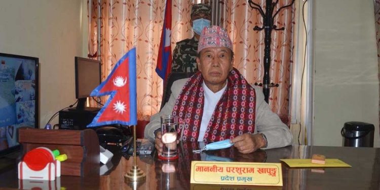 प्रदेश प्रमुख खापुङसमक्ष प्रतिवेदन प्रस्तुत